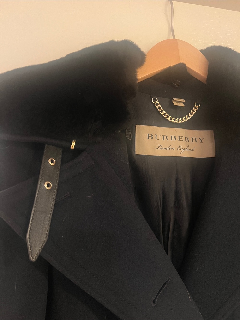 Burberry Black Double-Breasted Wool Pea Coat with Fur Collar - Picture 4 of 8